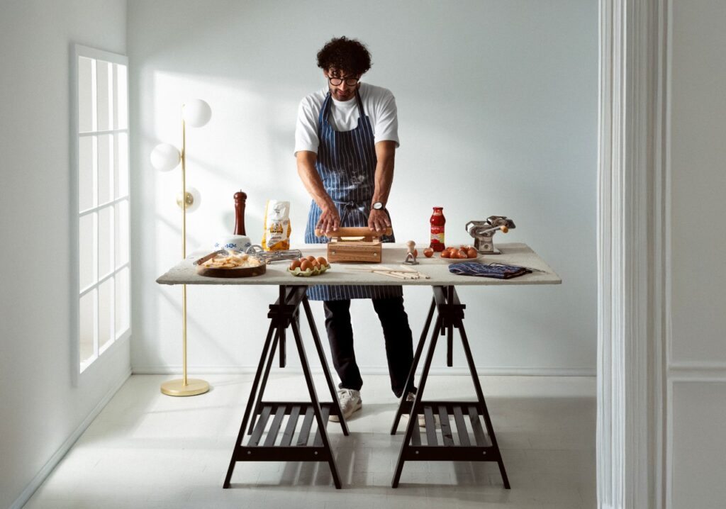 Claudio working at the table